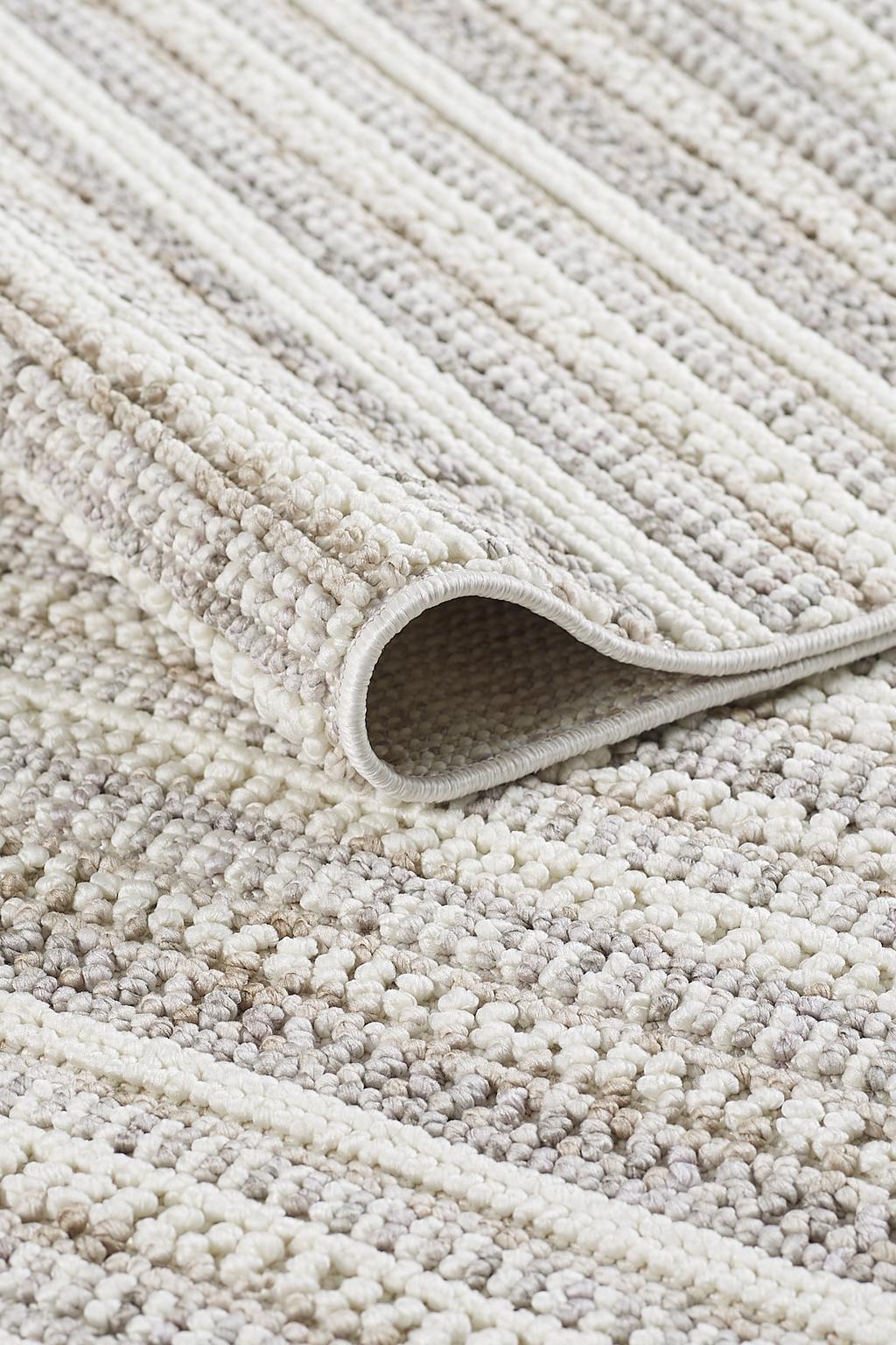 ATINA PEARL detail 1