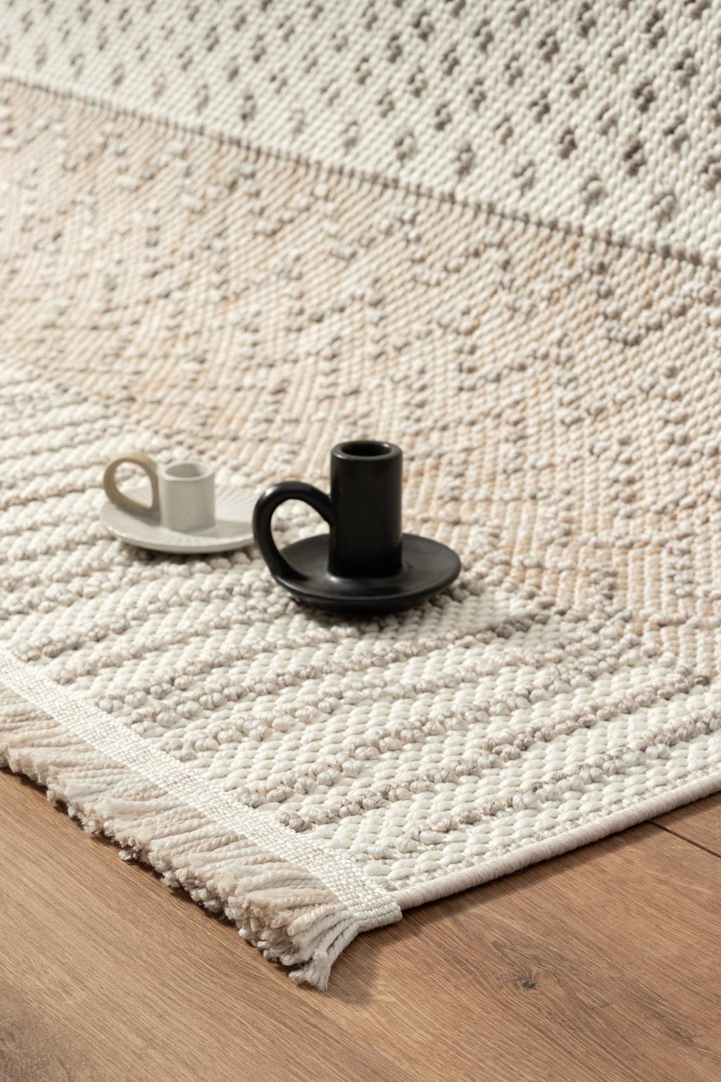 ATINA NEUTRAL detail 1