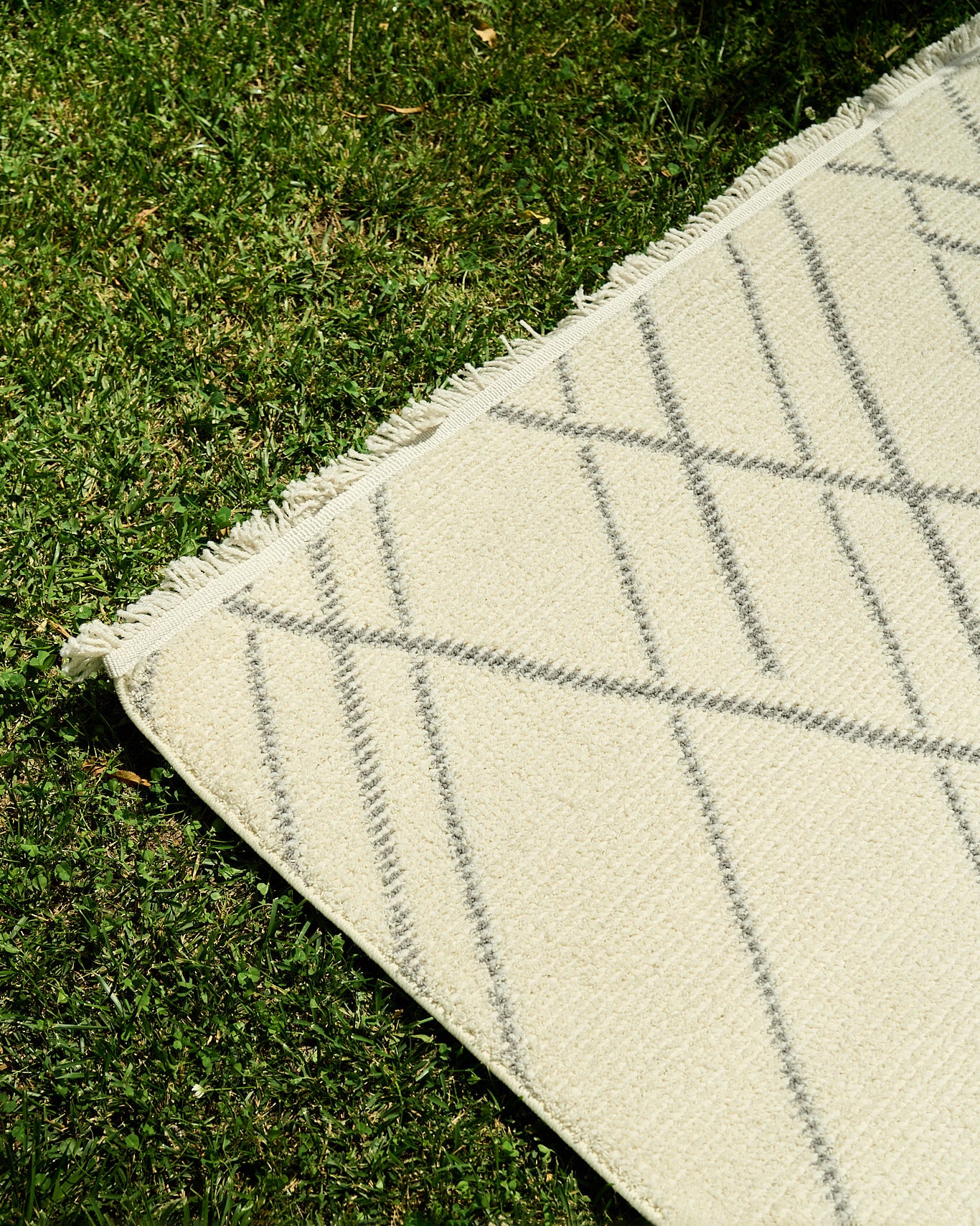 MILANO 7594E GREY WHITE detail 1