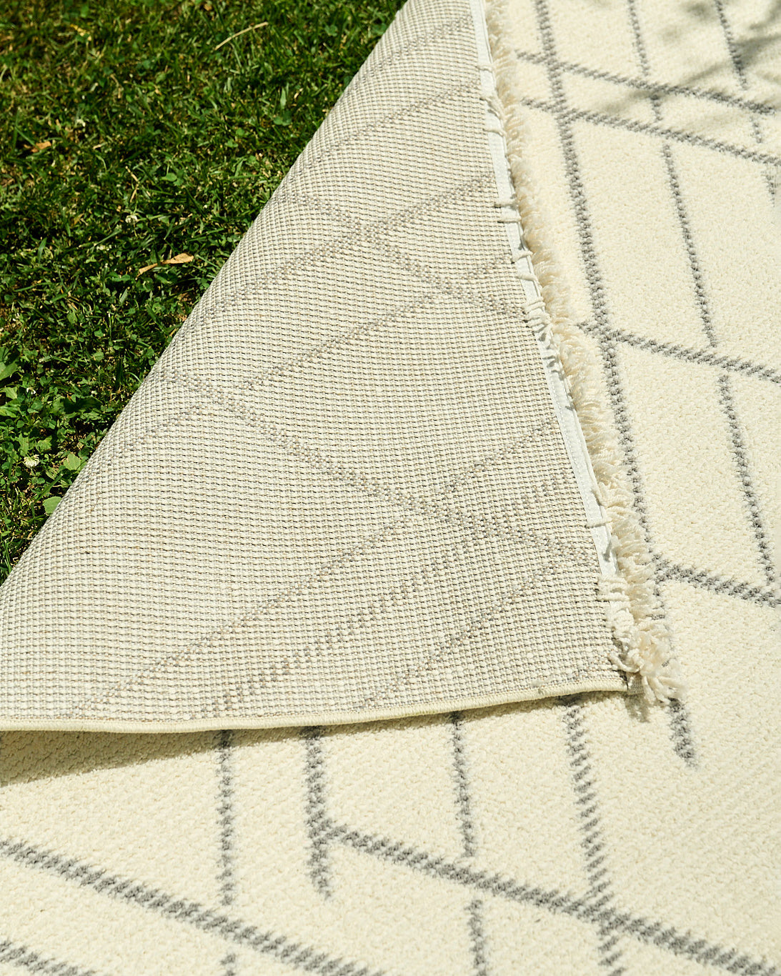 MILANO 7594E GREY WHITE detail 2