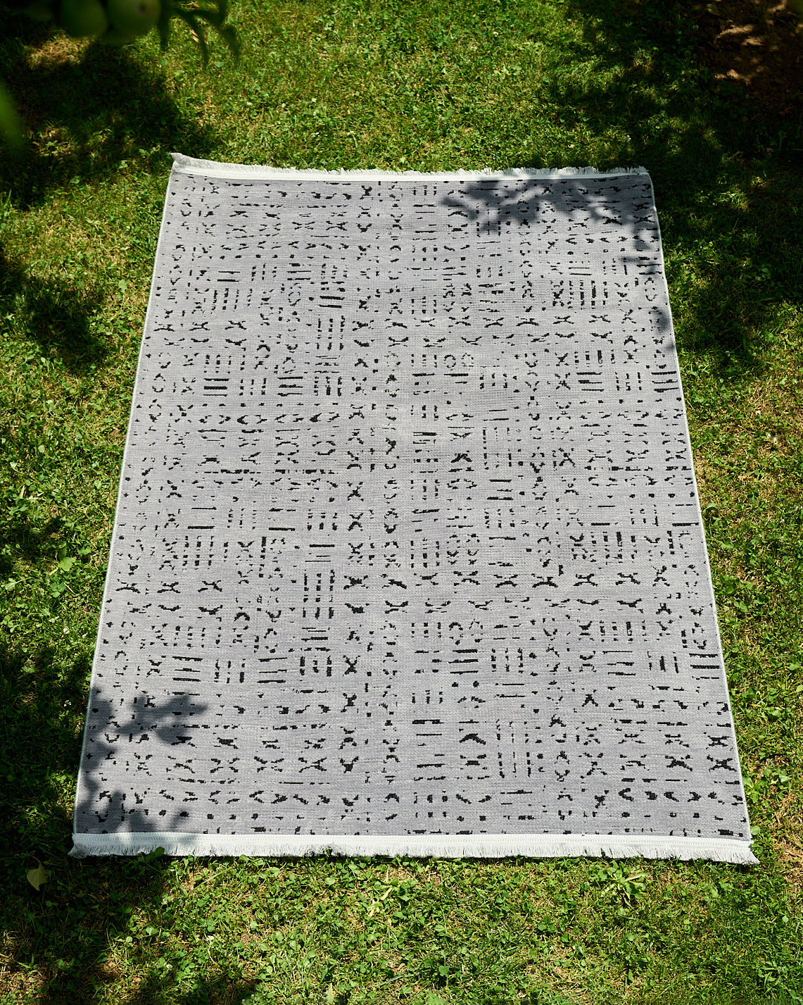 APOLLO 5869 GREY detail 3